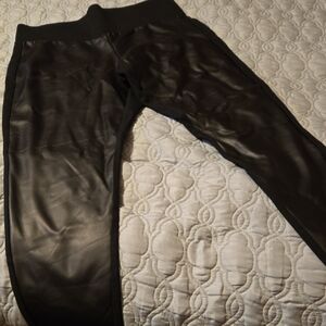 Torrid Black Faux Leather Pointe Skinny Ankle Pants Torrid Size 00